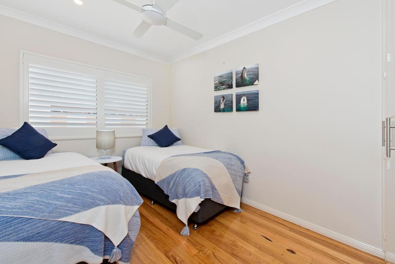 Adrift At Dolphin Cove Apt 5 - Riverfront Modern North Haven Bagian luar foto